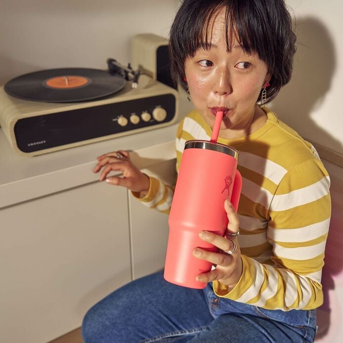 24-oz-travel-tumbler-l6 hf_s26_mcinnis_2487.jpg