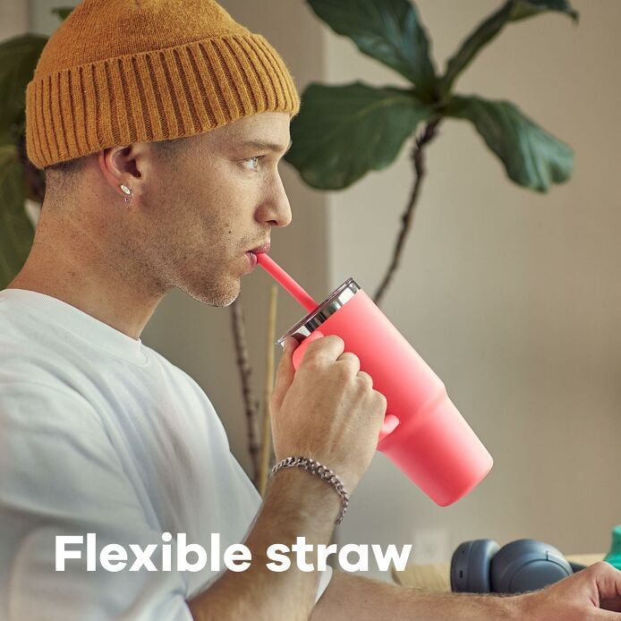 hydration-handledtm-bundle-k0 hf_s26_ttpscc_apdp_06.jpg