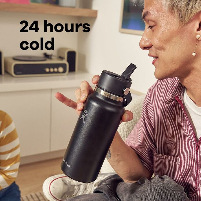 32-oz-wide-mouth-with-flex-straw-cap-a2 hf_s26_w32cfs_apdp_03_1_6.jpg