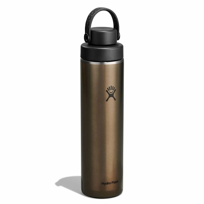 24-oz-lightweight-chug-cap-bottle-c2 lw24lwfcc080-24-oz-lightweight-chug-cap-bottle-wide-mouth-obsidian-angled.jpg
