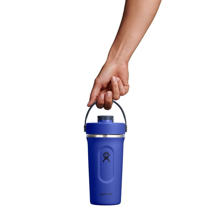 24-oz-insulated-shaker-bottle-b4 mxc24382_24_oz_insulated_shaker_bottle_capri_blue_hb.jpg
