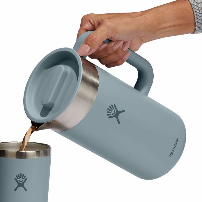 51-oz-insulated-pitcher-k9 okp51043-insulated-pitcher-shale-gray-pour.jpg